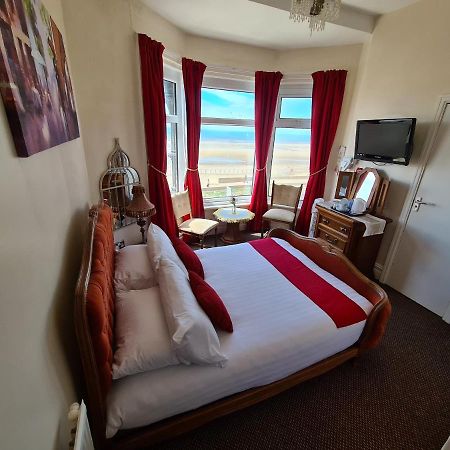Crystals On The Prom Hotell Blackpool Eksteriør bilde