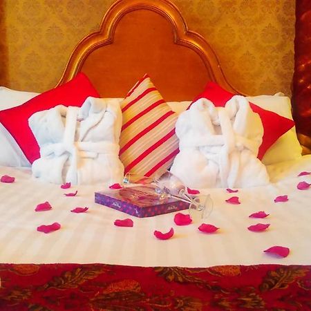 Crystals On The Prom Hotell Blackpool Eksteriør bilde