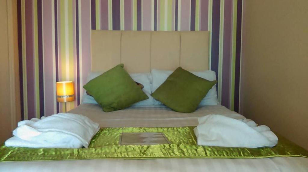 Crystals On The Prom Hotell Blackpool Eksteriør bilde