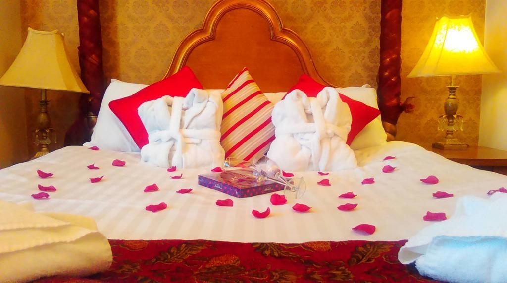 Crystals On The Prom Hotell Blackpool Eksteriør bilde